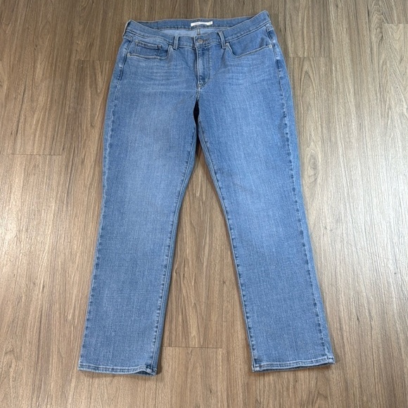 Levi’s Jeans - Picture 1 of 5